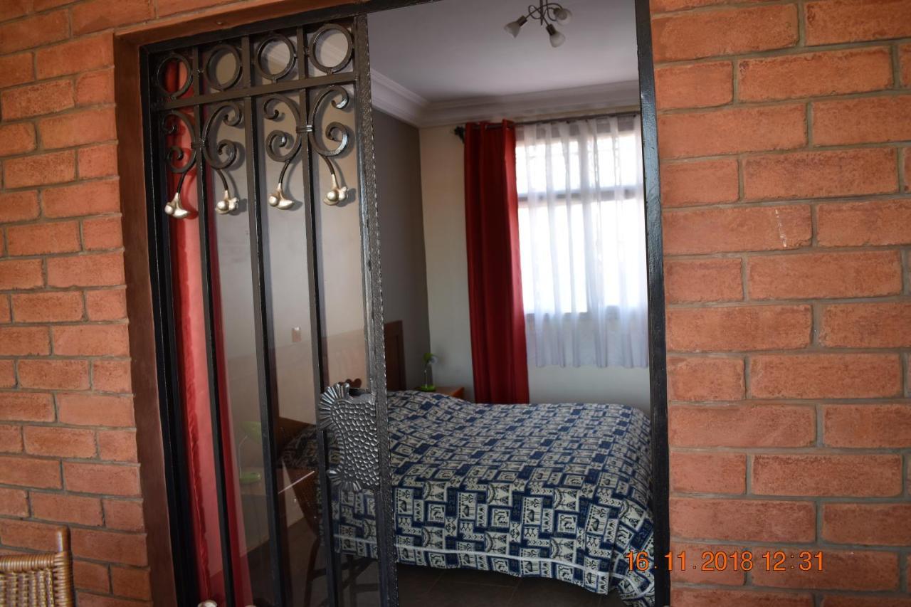 Residence Vicyma 2 P Tout Confort Bafoussam Centre ภายนอก รูปภาพ